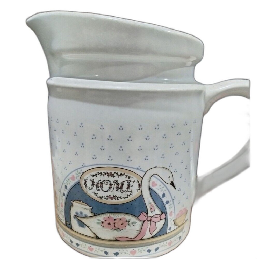 Vintage Home Goose Pitcher Dining Collectable Watering Pitcher 8 Inches Tall